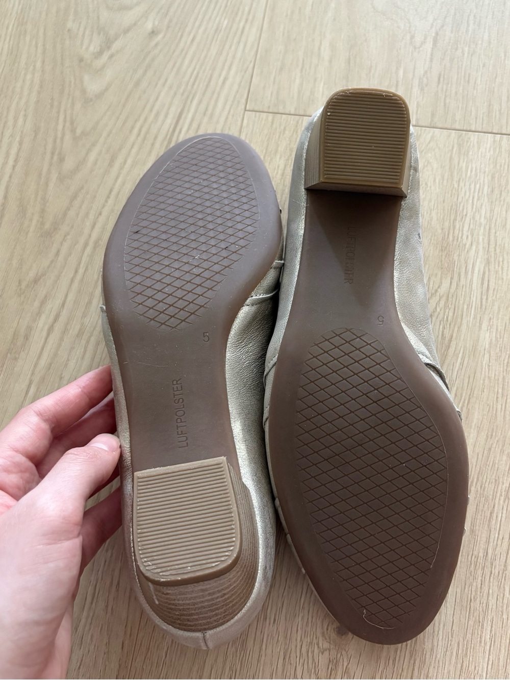 Ara Silver Leather Comfort Low Heels - Picture 6 of 15